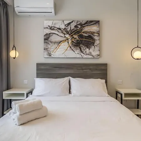 아파트 11 With Kitchenette In The Heart Of St Julians *