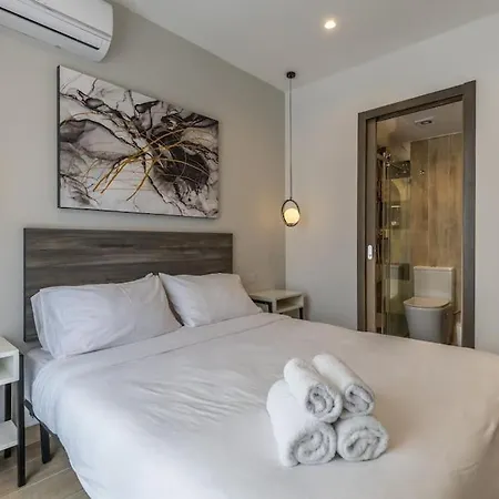 11 With Kitchenette In The Heart Of St Julians 아파트 *