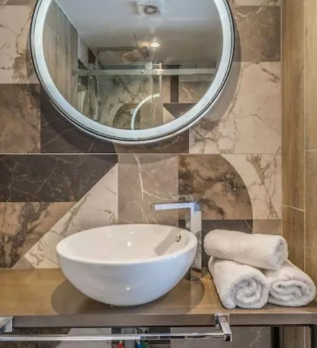 11 With Kitchenette In The Heart Of St Julians *